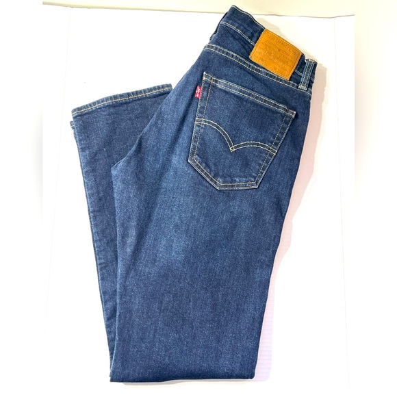 Levi's Other - Levi’s Premium Jeans Men’s 33/34 502 Regular Taper Fit Leather Tab Classic